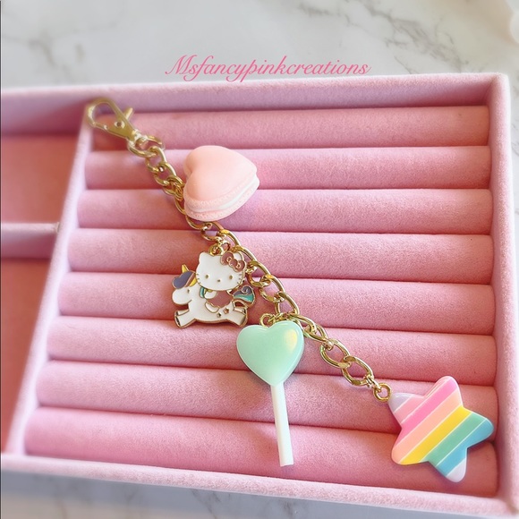 Pastel hello kitty handmade keychain - Picture 3 of 3